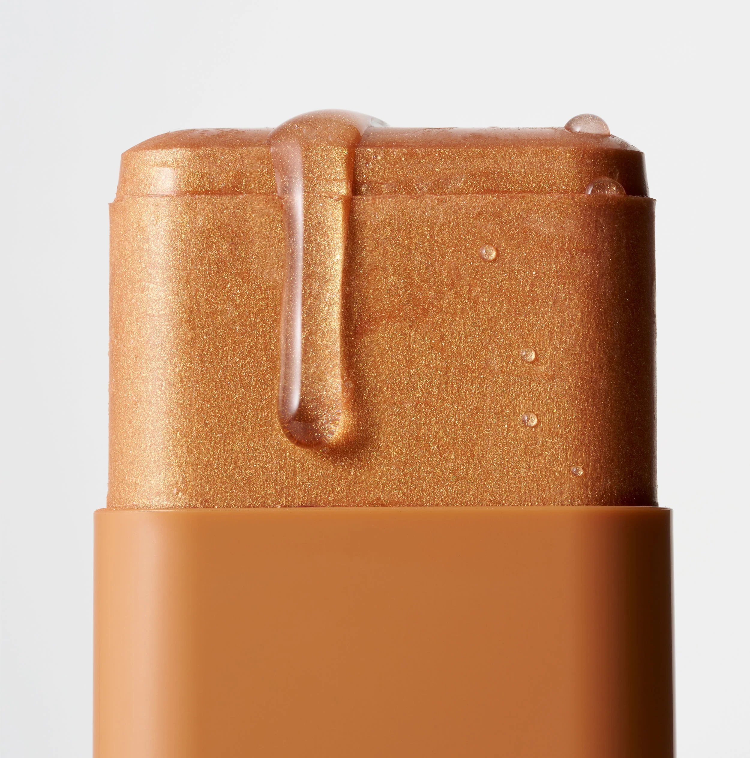 Glow All Over Melting Balm Stick - Image 10